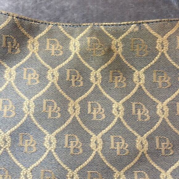 Dooney & Bourke purse - Picture 11 of 14